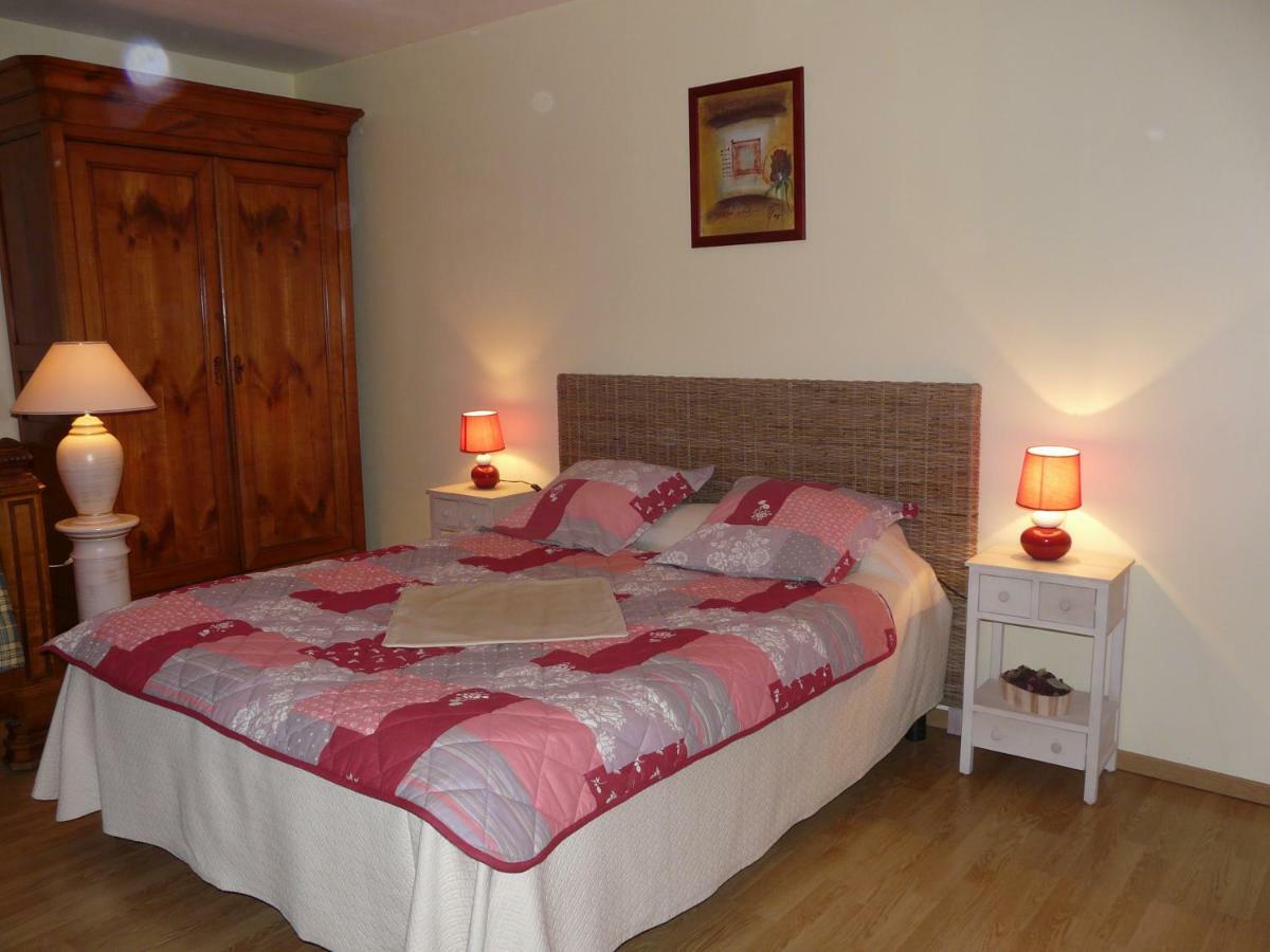 Chambre D'Hotes Le Pot Au Lait Bed & Breakfast Villaines-la-Juhel Dış mekan fotoğraf